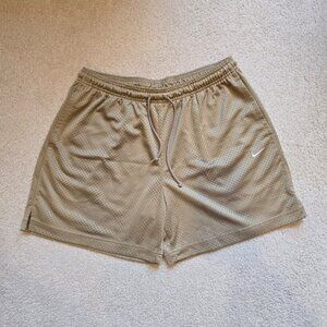 🥥 Nike Sportswear Loose Fit Above The Knee Mesh Shorts